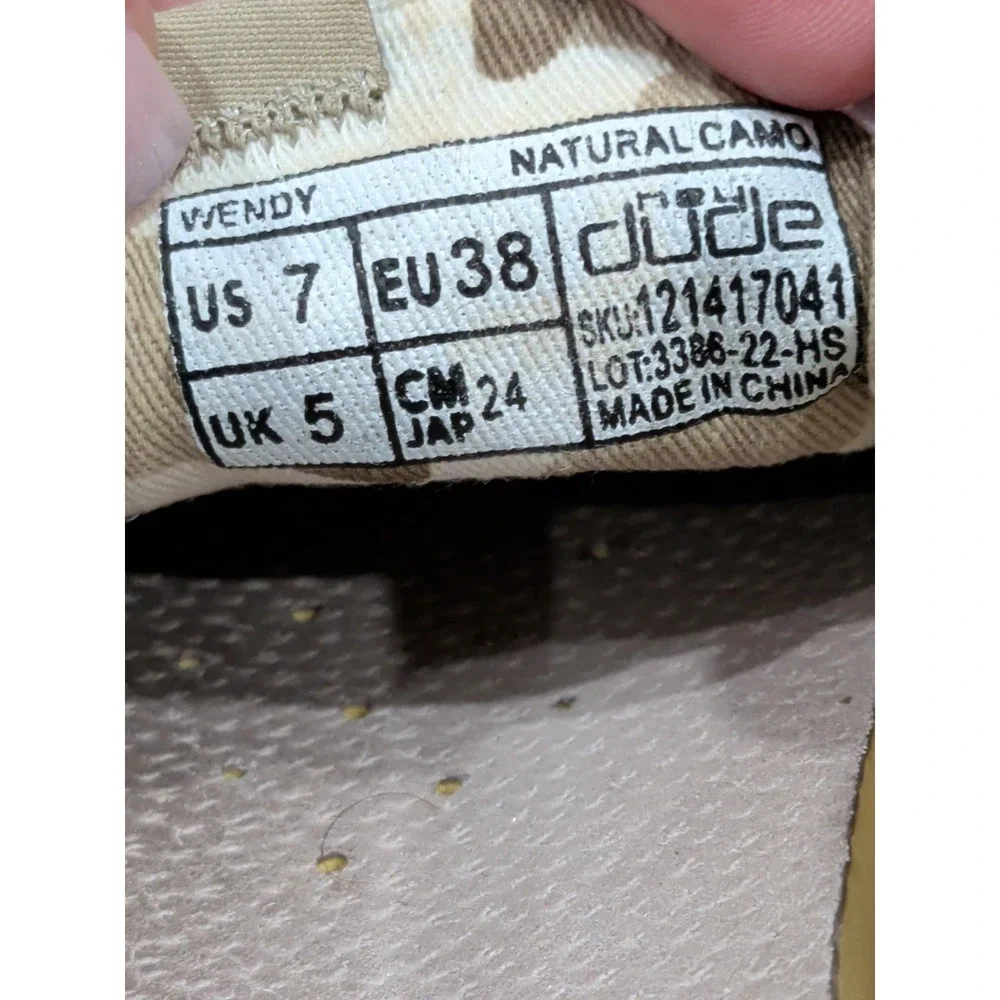 Hey Dude Womens Wendy Lace Up Loafers Slip On Tan/Camo Sz 7